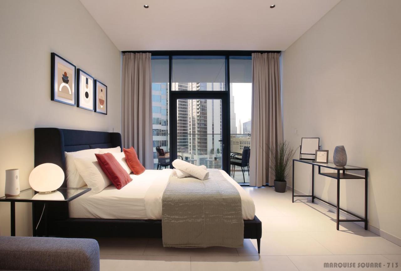 Luxury Studios With Burj Khalifa Or Canal View In Downtown - Marquise Square Tower Dubai Dış mekan fotoğraf