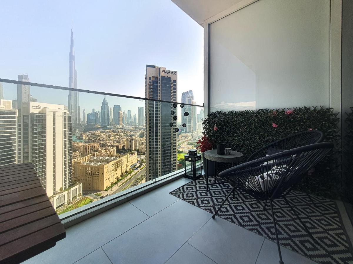 Luxury Studios With Burj Khalifa Or Canal View In Downtown - Marquise Square Tower Dubai Dış mekan fotoğraf