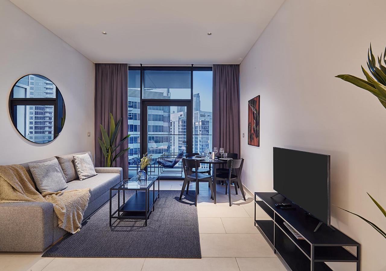 Luxury Studios With Burj Khalifa Or Canal View In Downtown - Marquise Square Tower Dubai Dış mekan fotoğraf