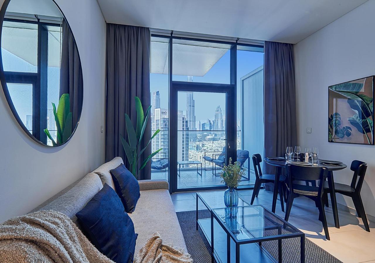 Luxury Studios With Burj Khalifa Or Canal View In Downtown - Marquise Square Tower Dubai Dış mekan fotoğraf