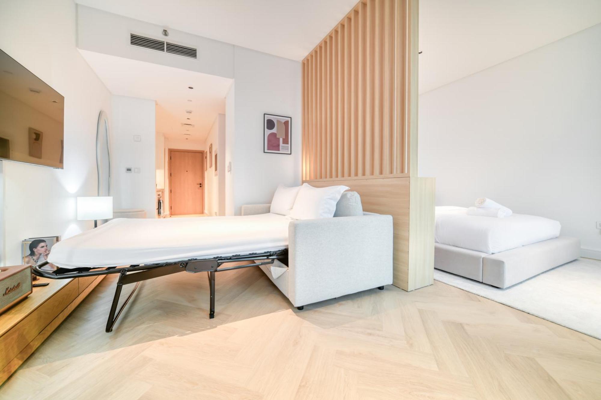 Luxury Studios With Burj Khalifa Or Canal View In Downtown - Marquise Square Tower Dubai Dış mekan fotoğraf