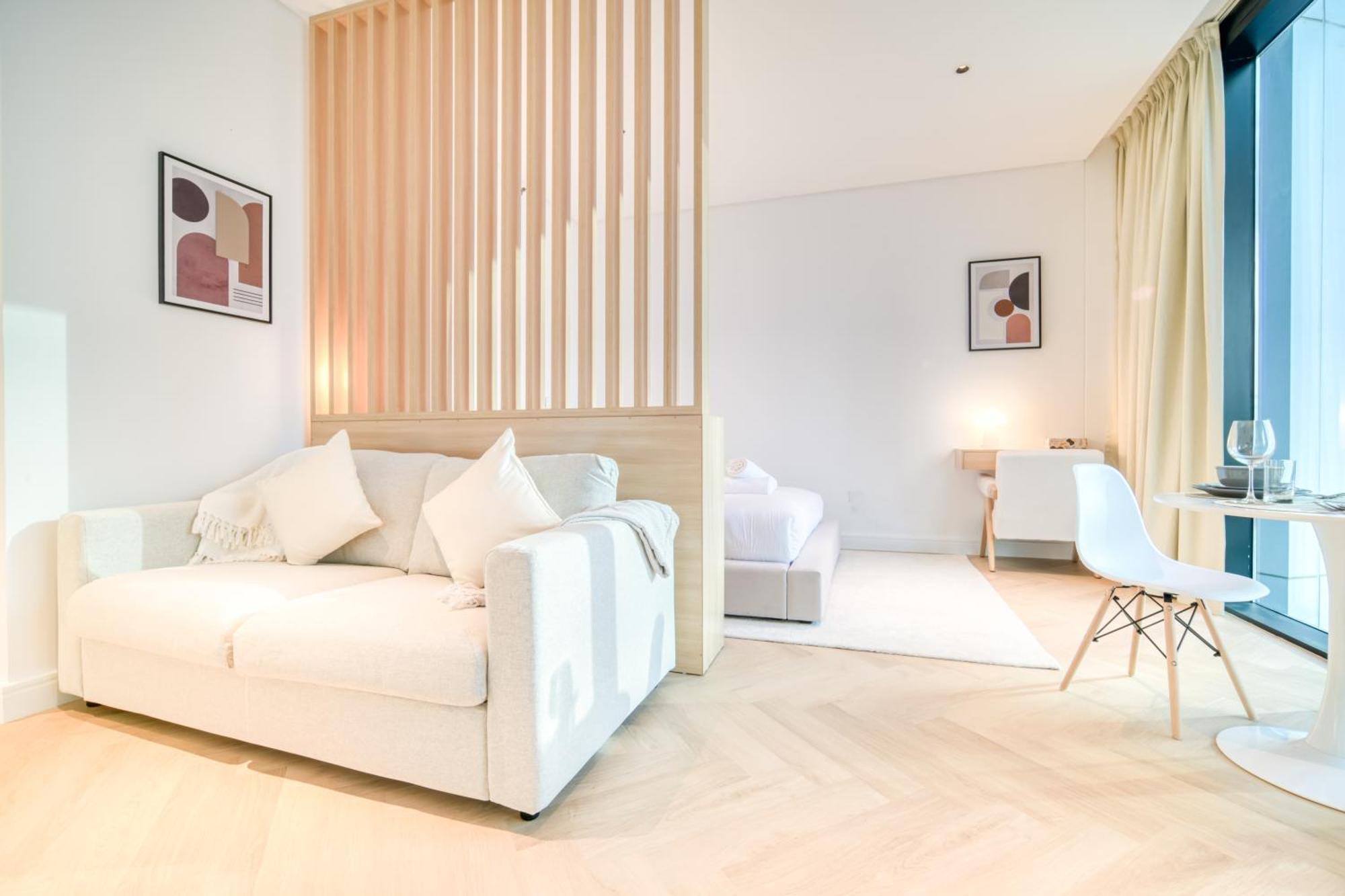 Luxury Studios With Burj Khalifa Or Canal View In Downtown - Marquise Square Tower Dubai Dış mekan fotoğraf