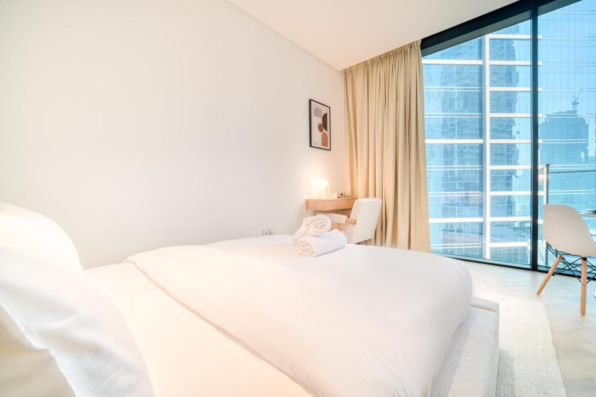 Luxury Studios With Burj Khalifa Or Canal View In Downtown - Marquise Square Tower Dubai Dış mekan fotoğraf